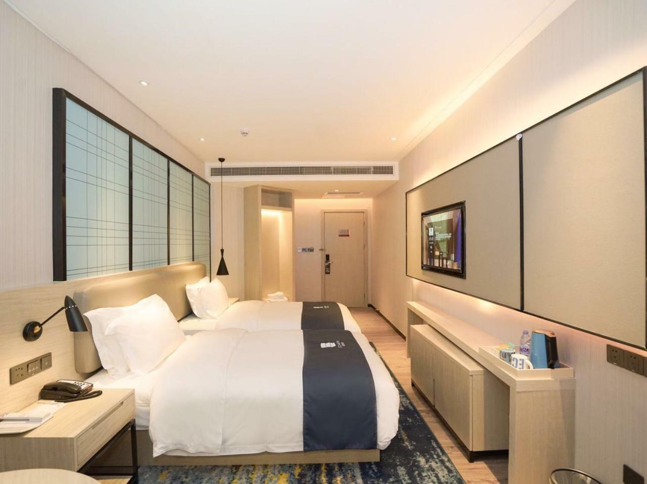 Echarm International Hotel Canton Tower Pazhou Convention And Exhibition Center Lujiang Subway Metro Branch - Free Shuttle Bus To Canton Fair Complex During Canton Fair Period Exterior foto